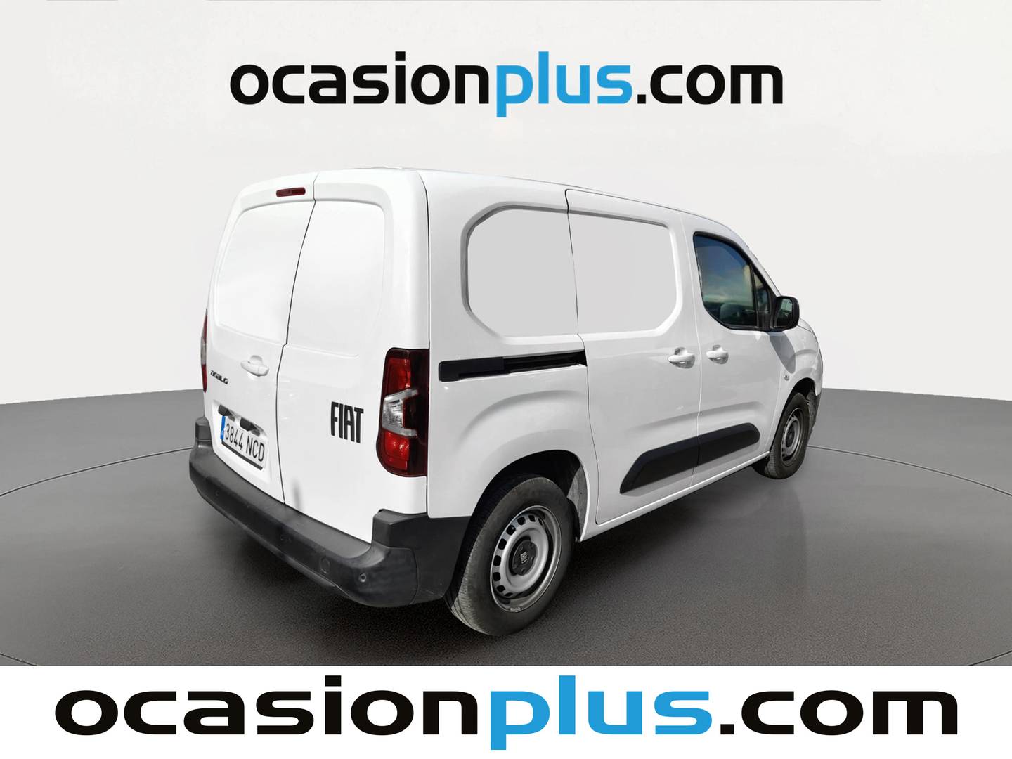 Foto trasera Fiat Doblò Fiat Dobló Furgon 1.5 BlueHDi L1 650kg (100 CV) derecha