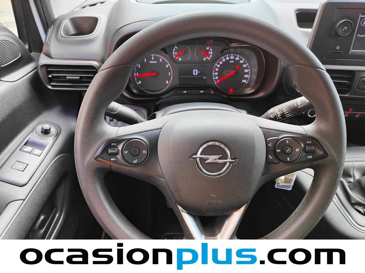 Equipamiento del Opel Combo Opel Combo Cargo 1.5 TD L H1 1000kg (102 CV)