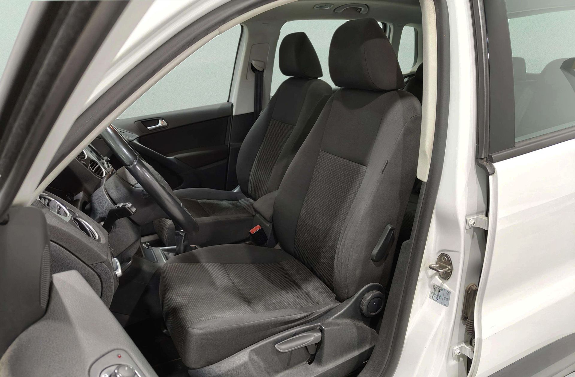 Volkswagen Tiguan T1 2.0 TDI BMT 4x2 - foto 12