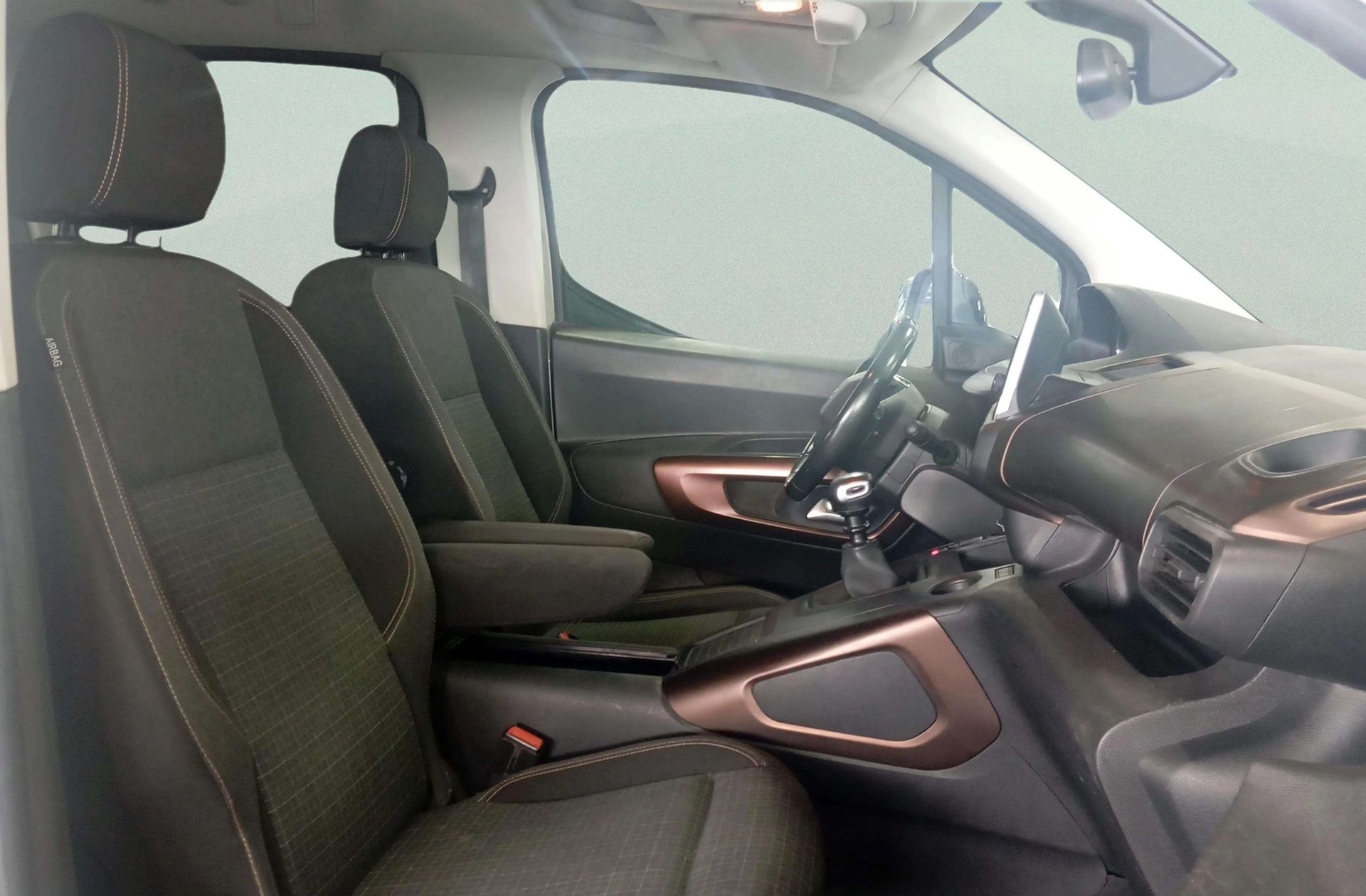 Peugeot Rifter BlueHDi 130 GT Line Standard - foto 17