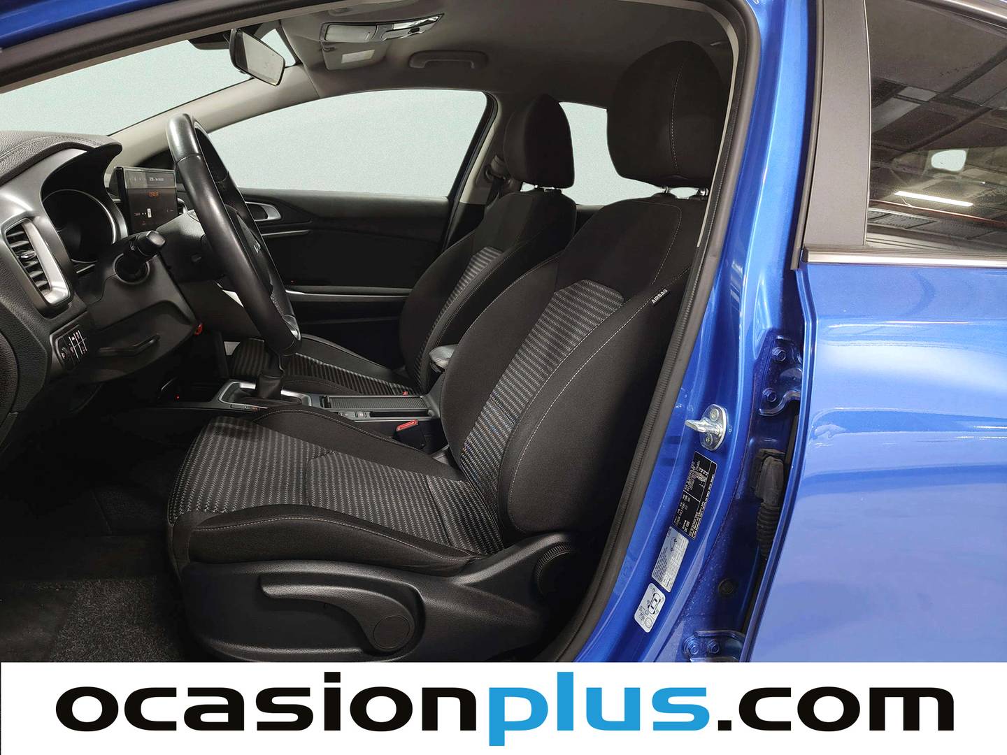 Foto asientos delanteros KIA XCeed KIA XCeed 1.0 T-GDi Drive (100 CV)
