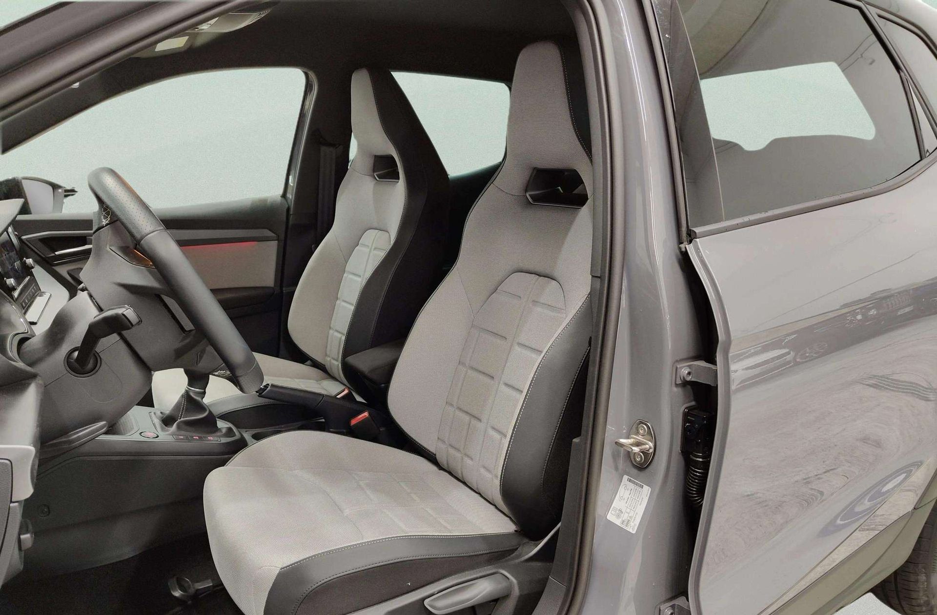 SEAT Arona 1.0 TSI FR - foto 13