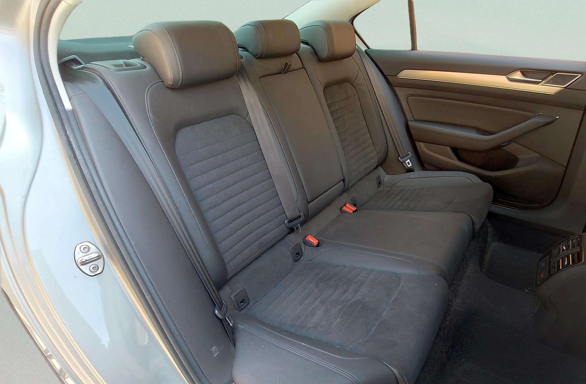 Volkswagen Passat Sport 2.0 TDI BMT - foto 20