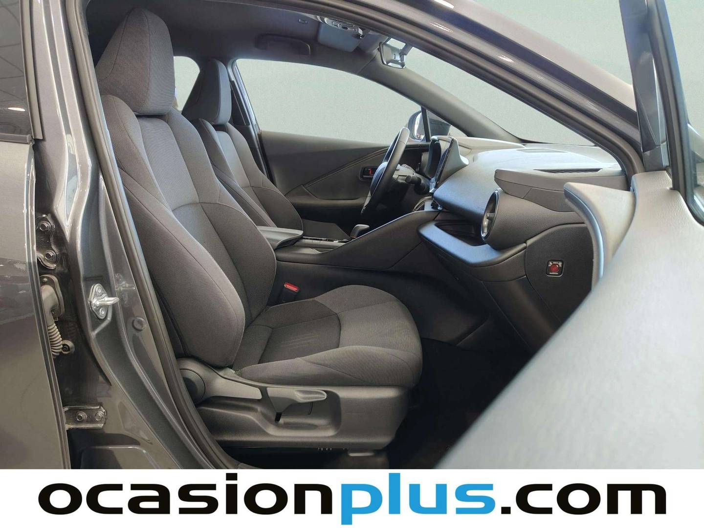 Toyota C-HR Toyota C-HR 140H Advance (140 CV) automático