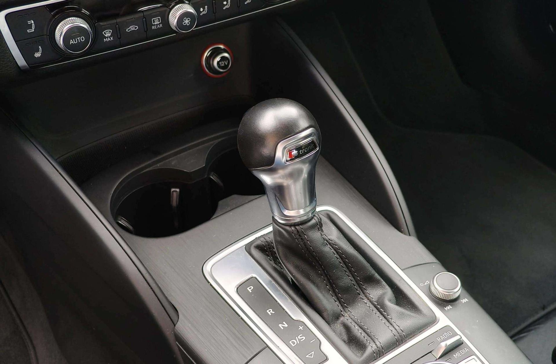 Audi A3 Cabrio S Line edition 2.0 TDI S tronic - foto 7