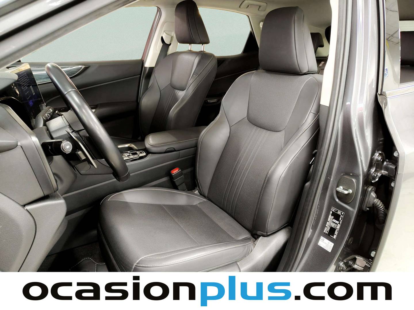 Foto asientos delanteros Lexus NX Lexus NX 350h Executive 4WD (242 CV)