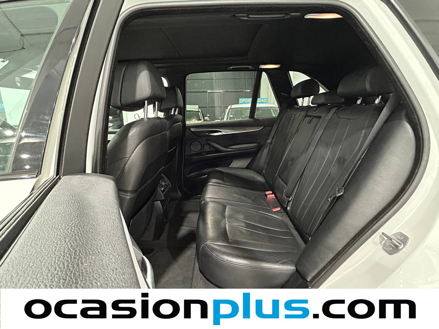 Foto asientos traseros BMW X5 BMW X5 xDrive30d (258 CV) Pack M