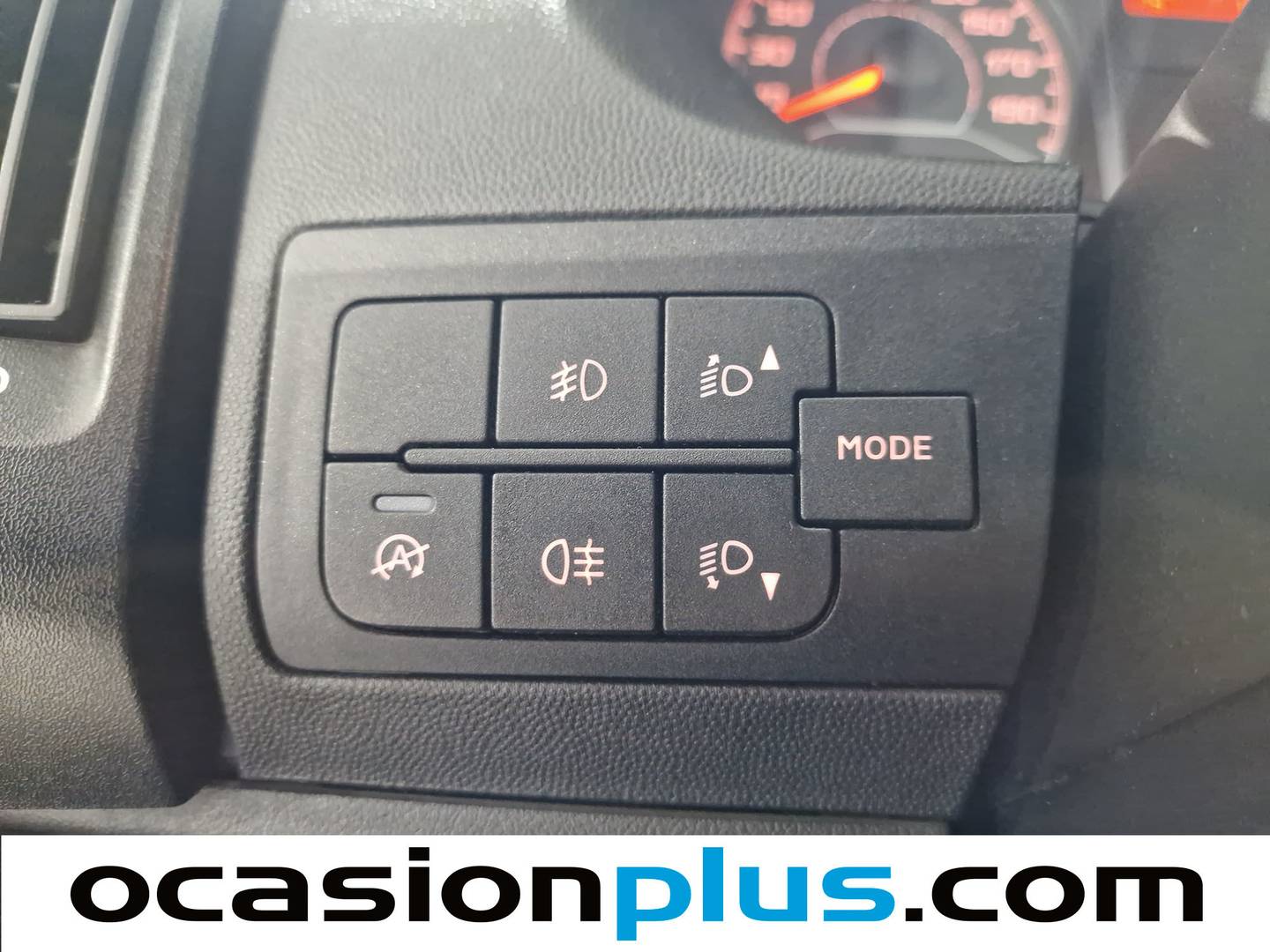 Foto Peugeot Boxer Peugeot Boxer Furgon BlueHDi 140 S&S Pack 330 L1 H1 (140 CV)