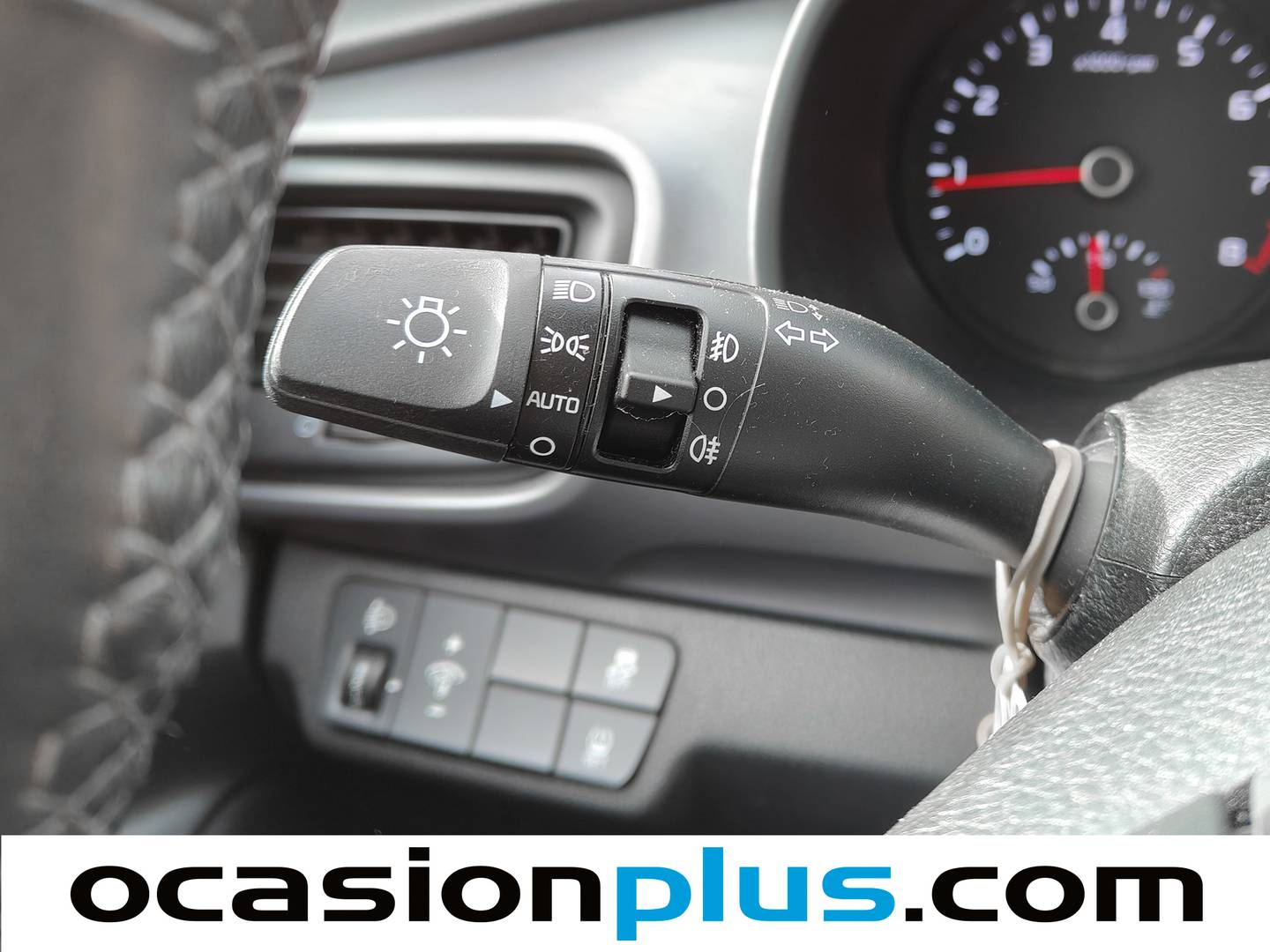 Foto KIA Stonic Kia Stonic 1.0 T-GDi Concept (100 CV)