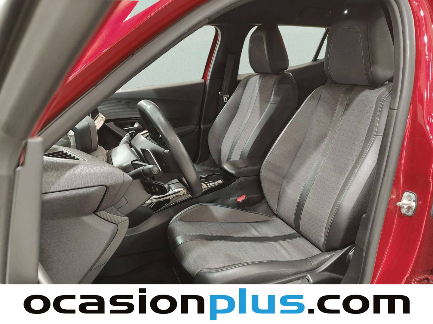 Foto asientos delanteros Peugeot 2008 Peugeot 2008 BlueHDi 130 S&S Allure Pack EAT8 (130 CV)