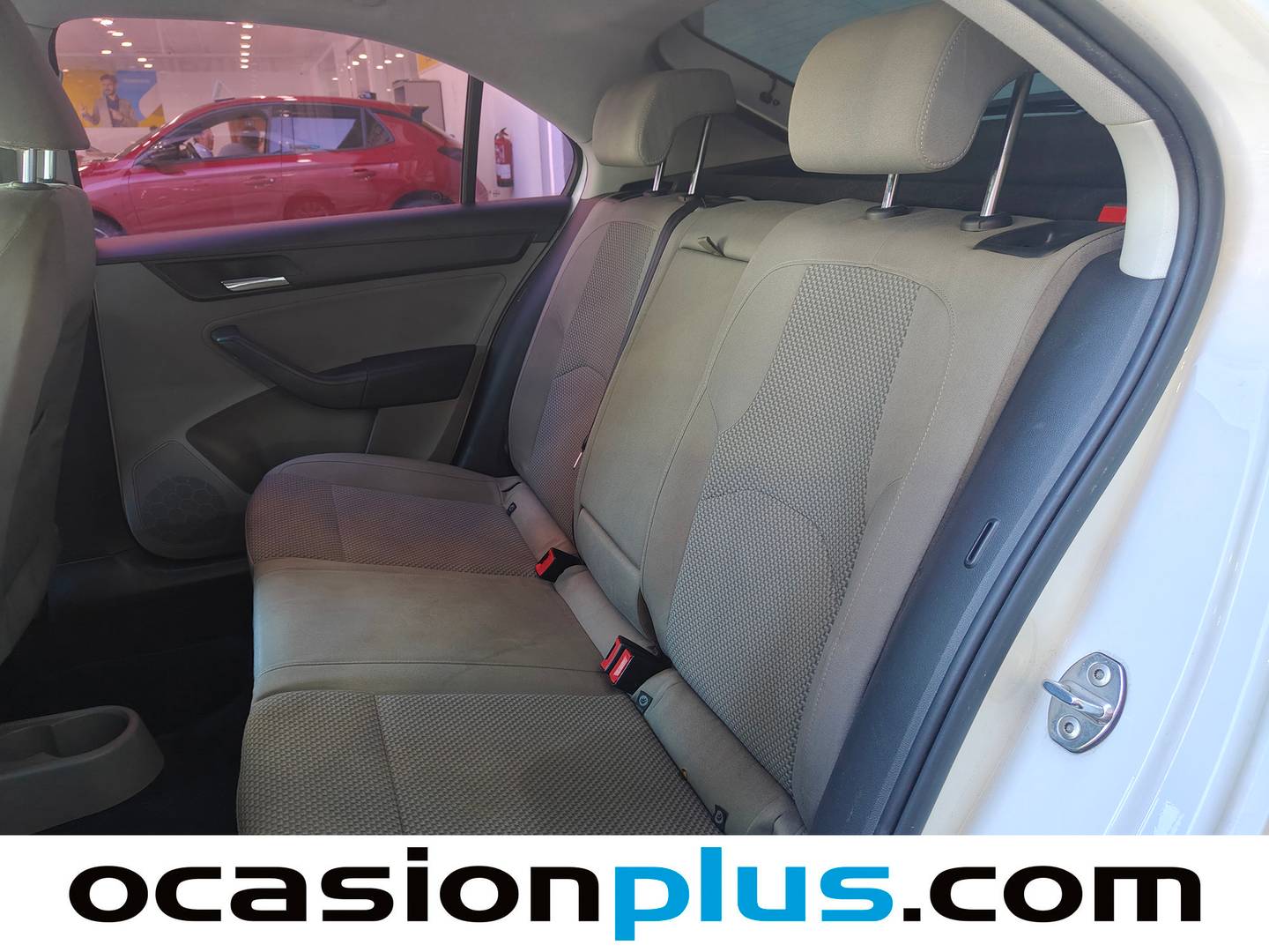 Foto asientos traseros Seat Toledo Seat Toledo 1.6 TDI CR Reference (105 CV)