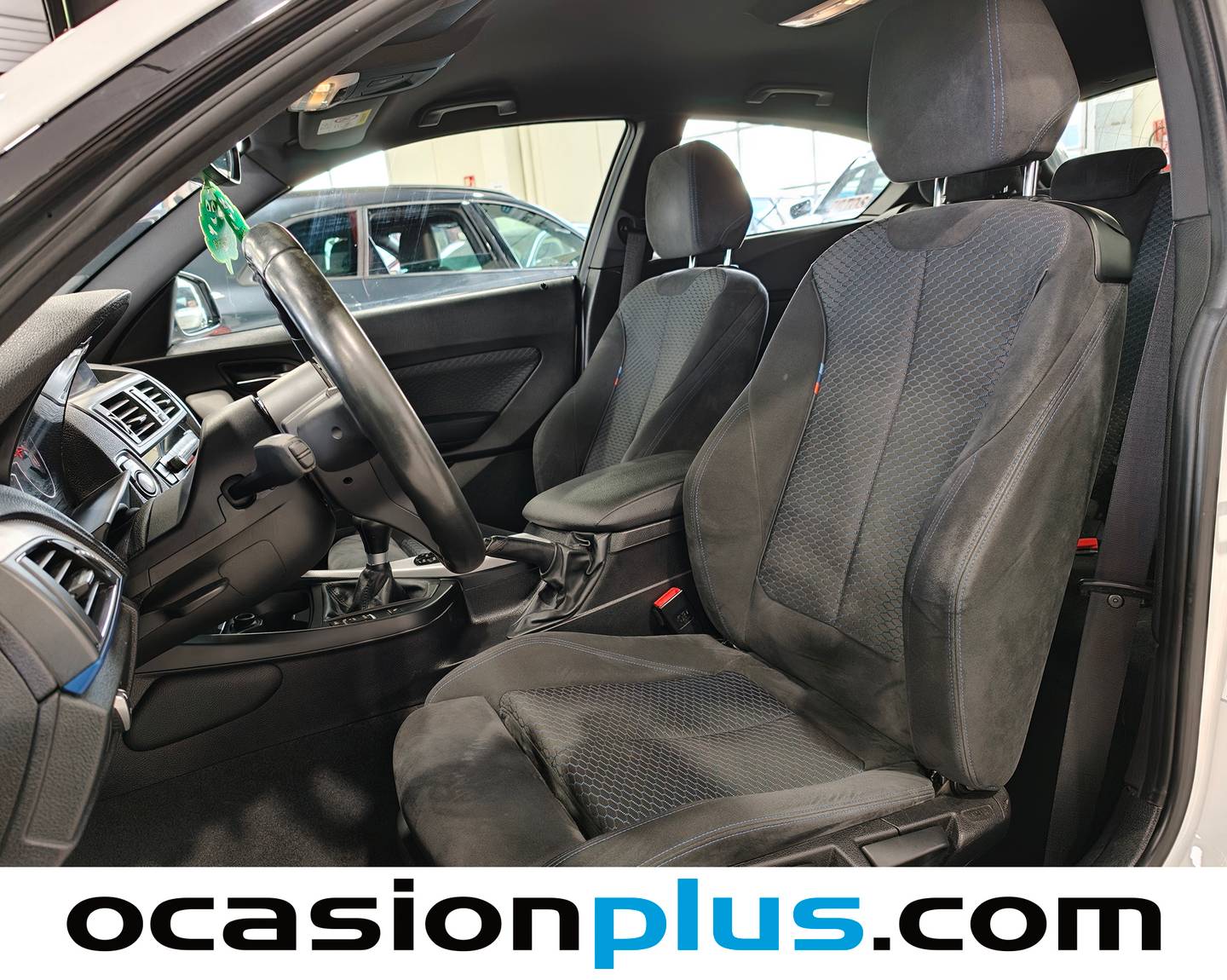 Foto asientos delanteros BMW Serie 1 BMW Serie 1 118d (150 CV) Pack M