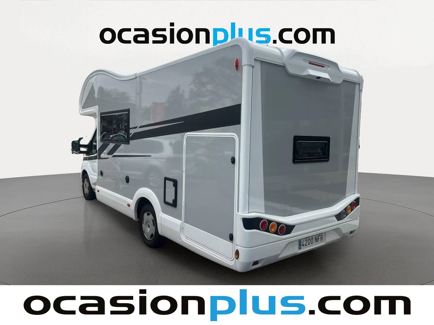 Foto McLouis Glamys McLouis Glamys 320 (165 CV)