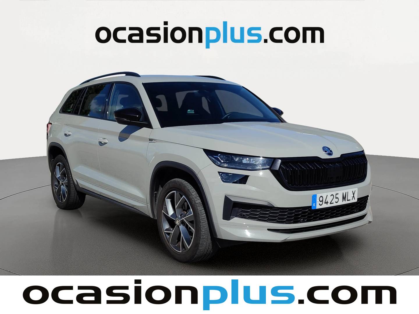 Foto delantera Skoda Kodiaq Skoda Kodiaq 1.5 TSI Sportline 4x2 DSG (150 CV) 7 Plazas derecha