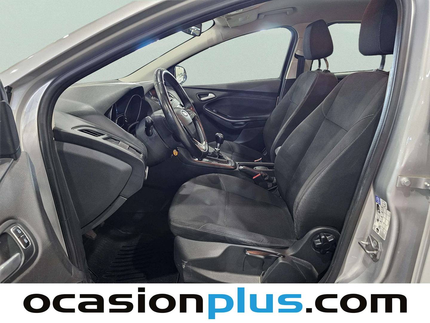 Foto asientos delanteros Ford Focus Ford Focus 1.0 Ecoboost S&S Trend+ (125 CV)