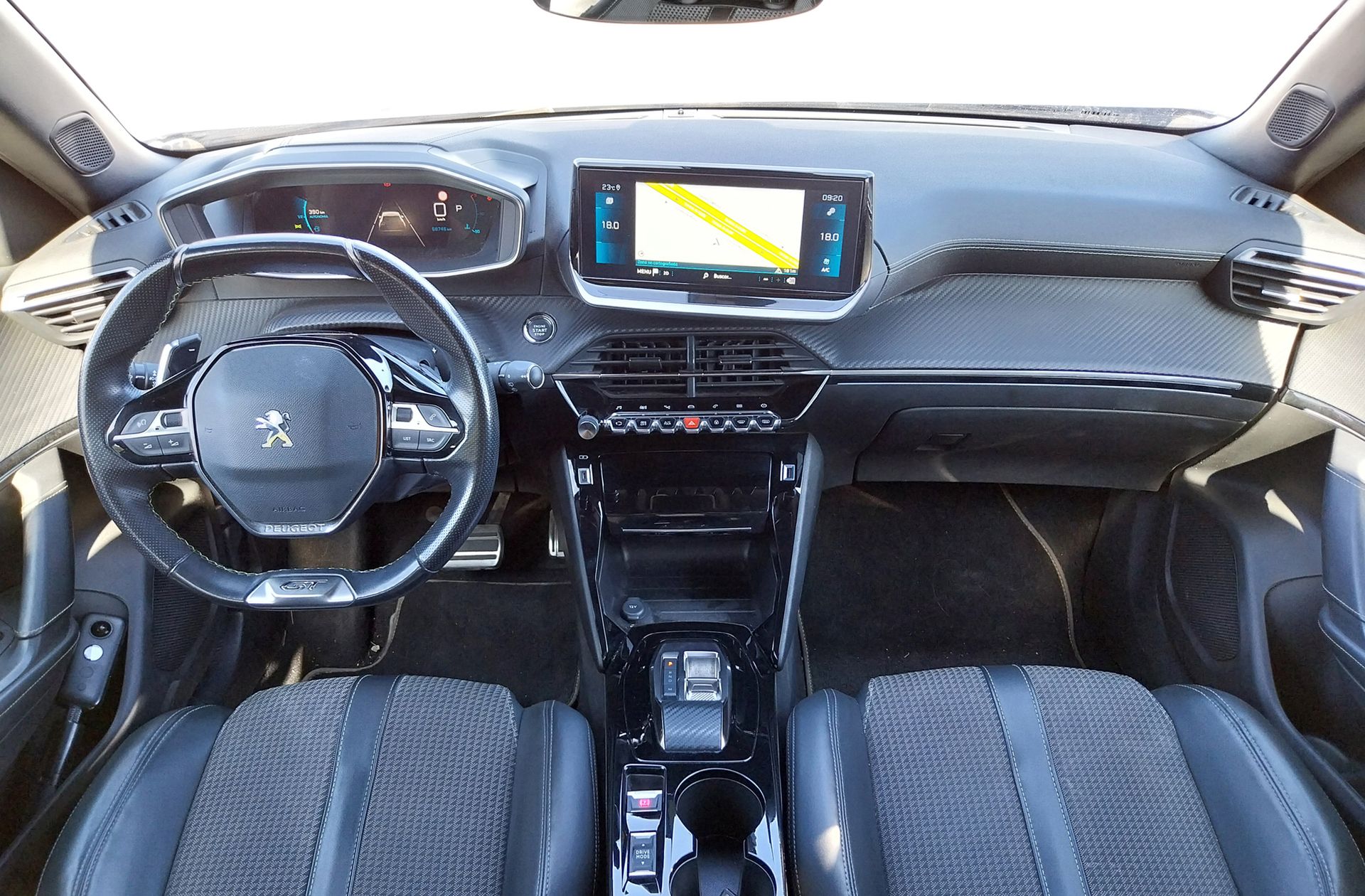 Peugeot 2008 PureTech 130 GT EAT8 - foto 7