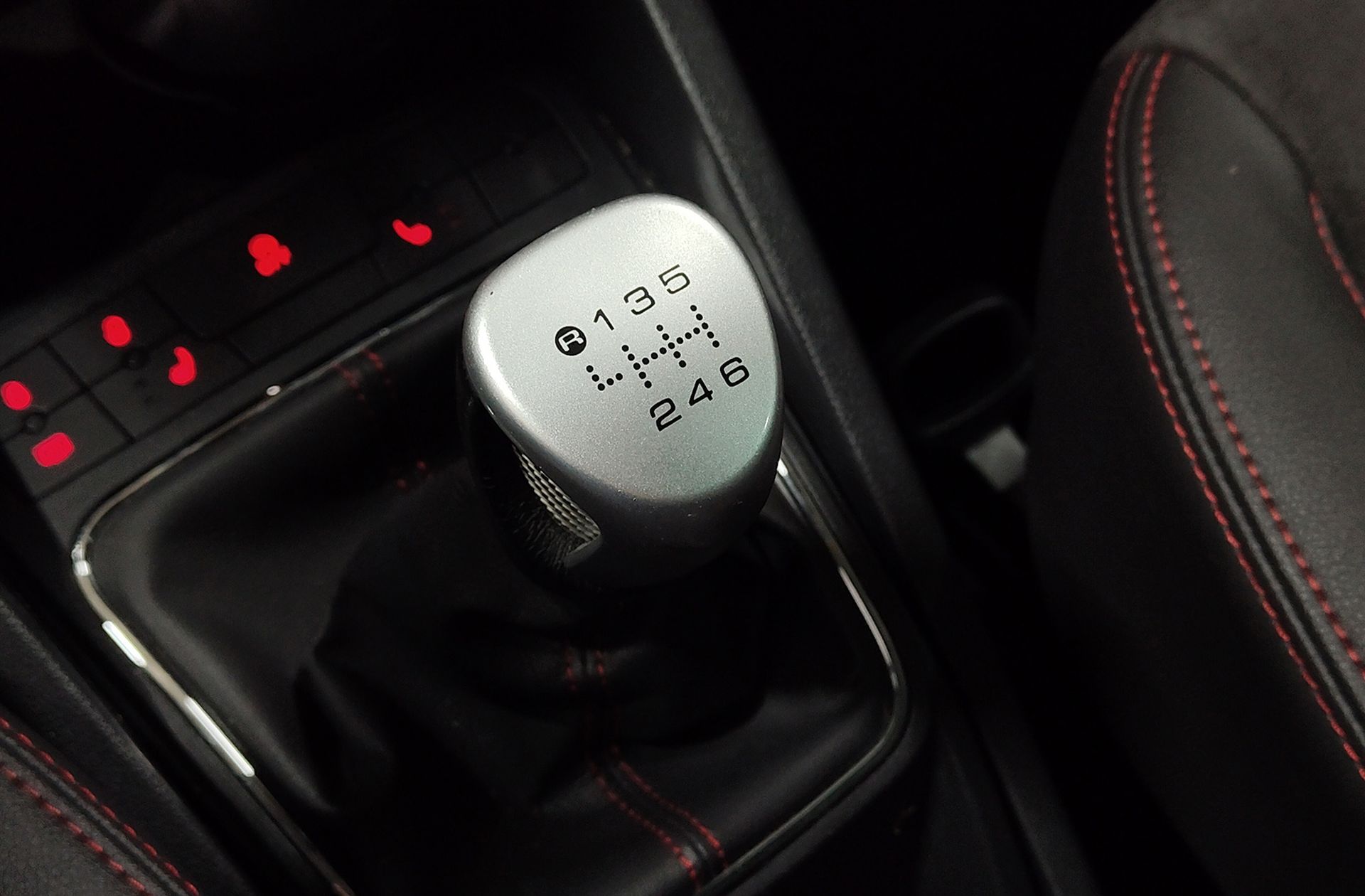 SEAT Ibiza 1.4 Ecotsi FR - foto 5