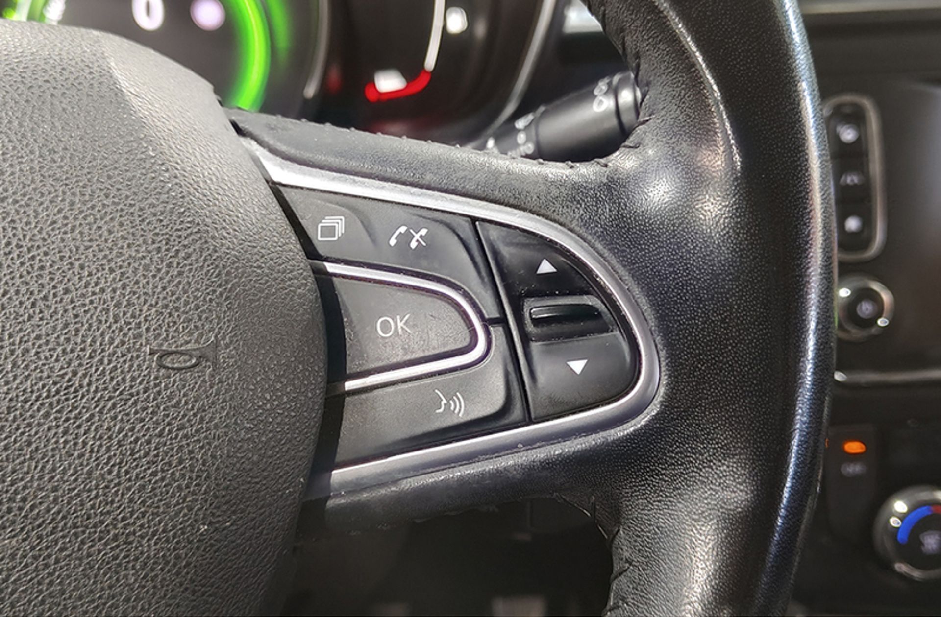 Renault Kadjar Zen Energy TCe EDC - foto 27