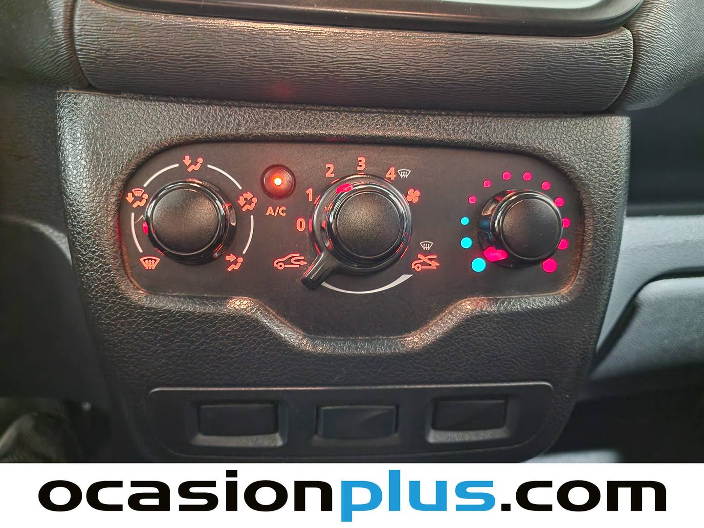 Acabados Dacia Dokker Dacia Dokker Essential dCi (95 CV) 2 Plazas