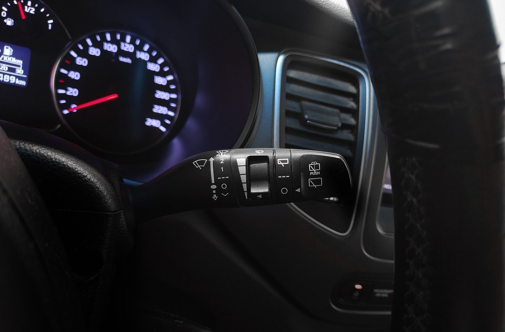Kia Carens 1.7 CRDi VGT Concept Eco-Dynam - foto 29