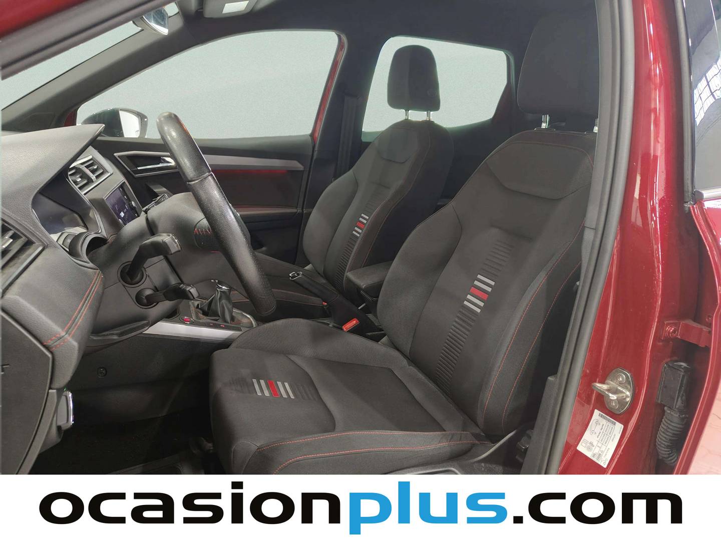 Foto asientos delanteros Seat Arona Seat Arona 1.0 TGI GNC FR (90 CV)