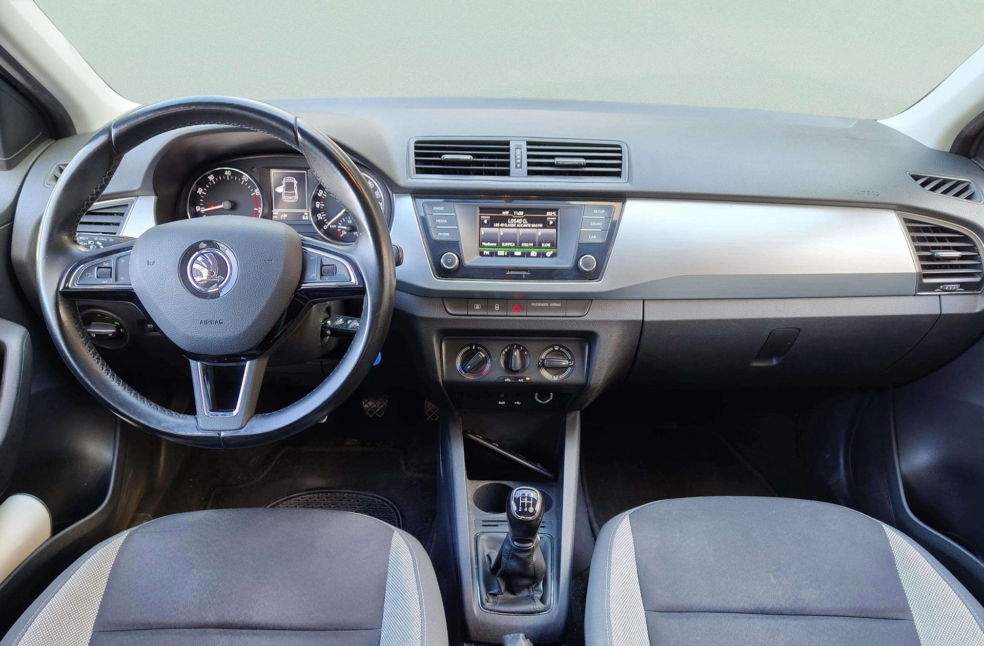 Škoda Fabia 1.0 MPI Business - foto 6