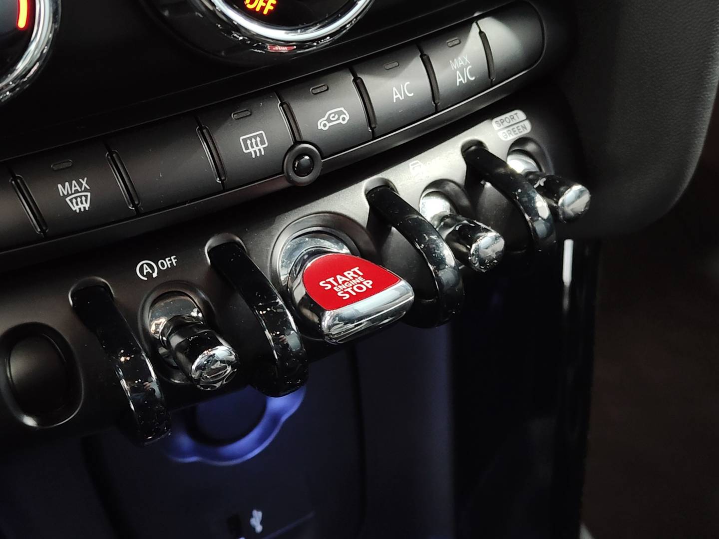 Foto Mini MINI MINI MINI 5 Puertas One (102 CV)