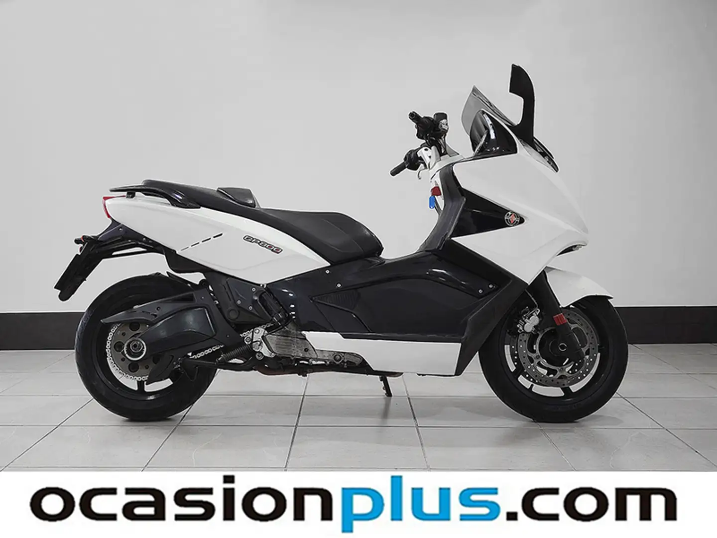 Foto Gilera Gp800 Gilera Gp800 Gp800 Auto (75 CV)