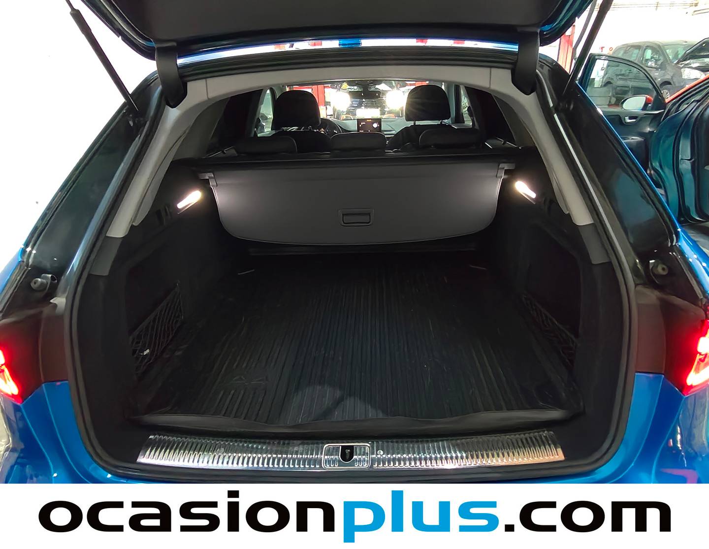 Foto Audi A4 Audi A4 Avant 40 g-tron S-Tronic (170 CV) Pack S-Line siete plazas