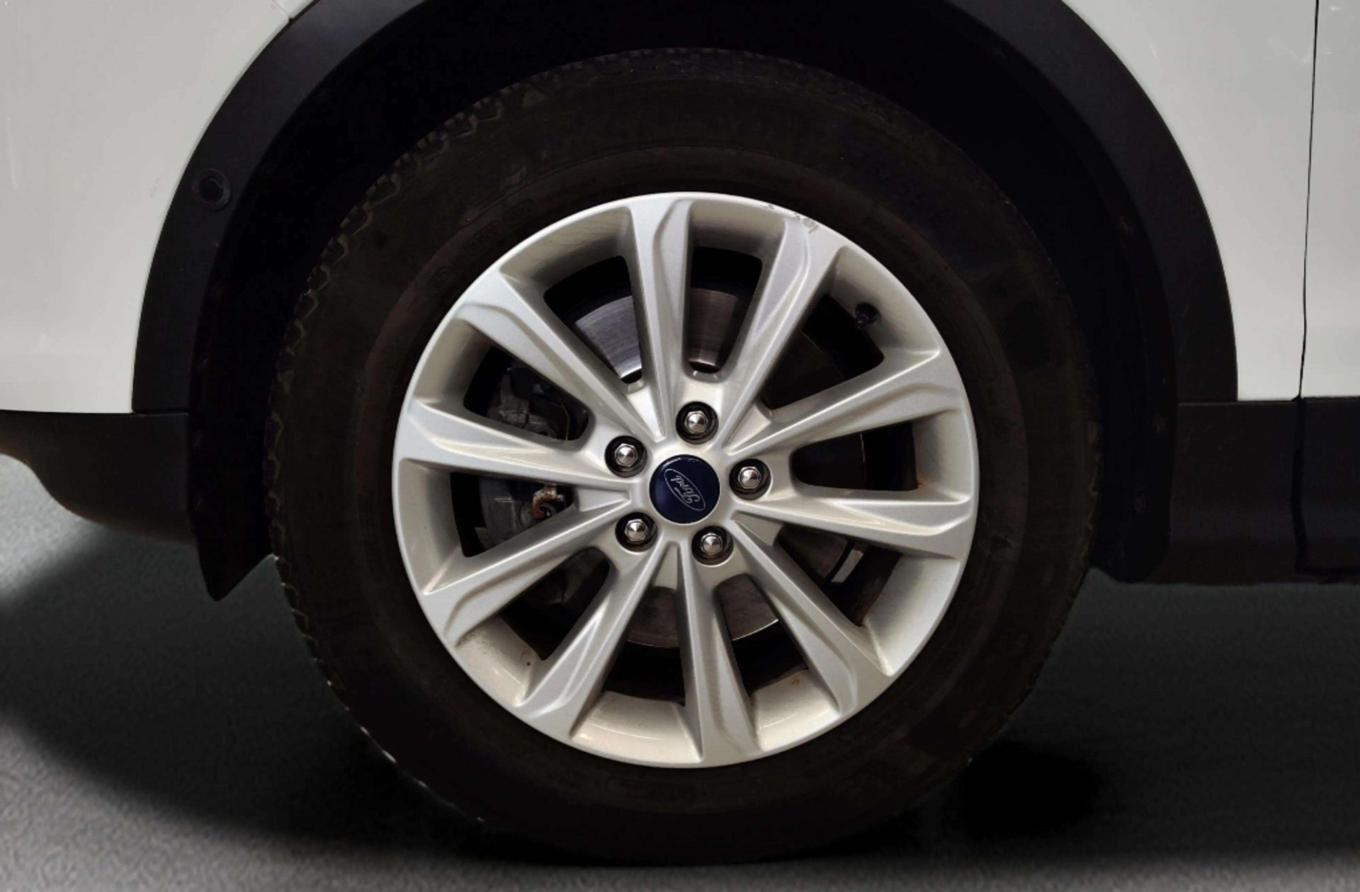 Ford Kuga 2.0 TDCi Titanium 4x2 - foto 35