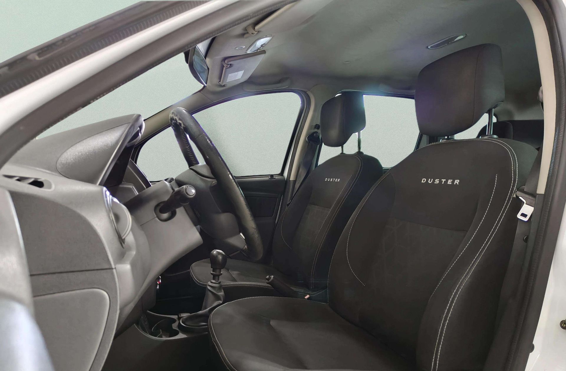 Dacia Duster Laureate TCe - foto 8