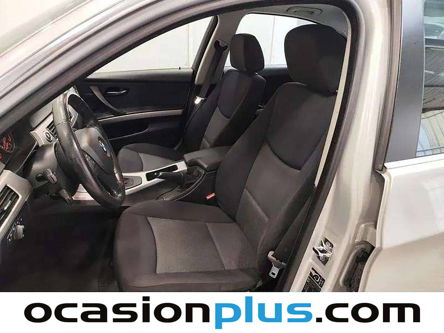 Foto asientos delanteros BMW Serie 3 BMW Serie 3 320i (150 CV)