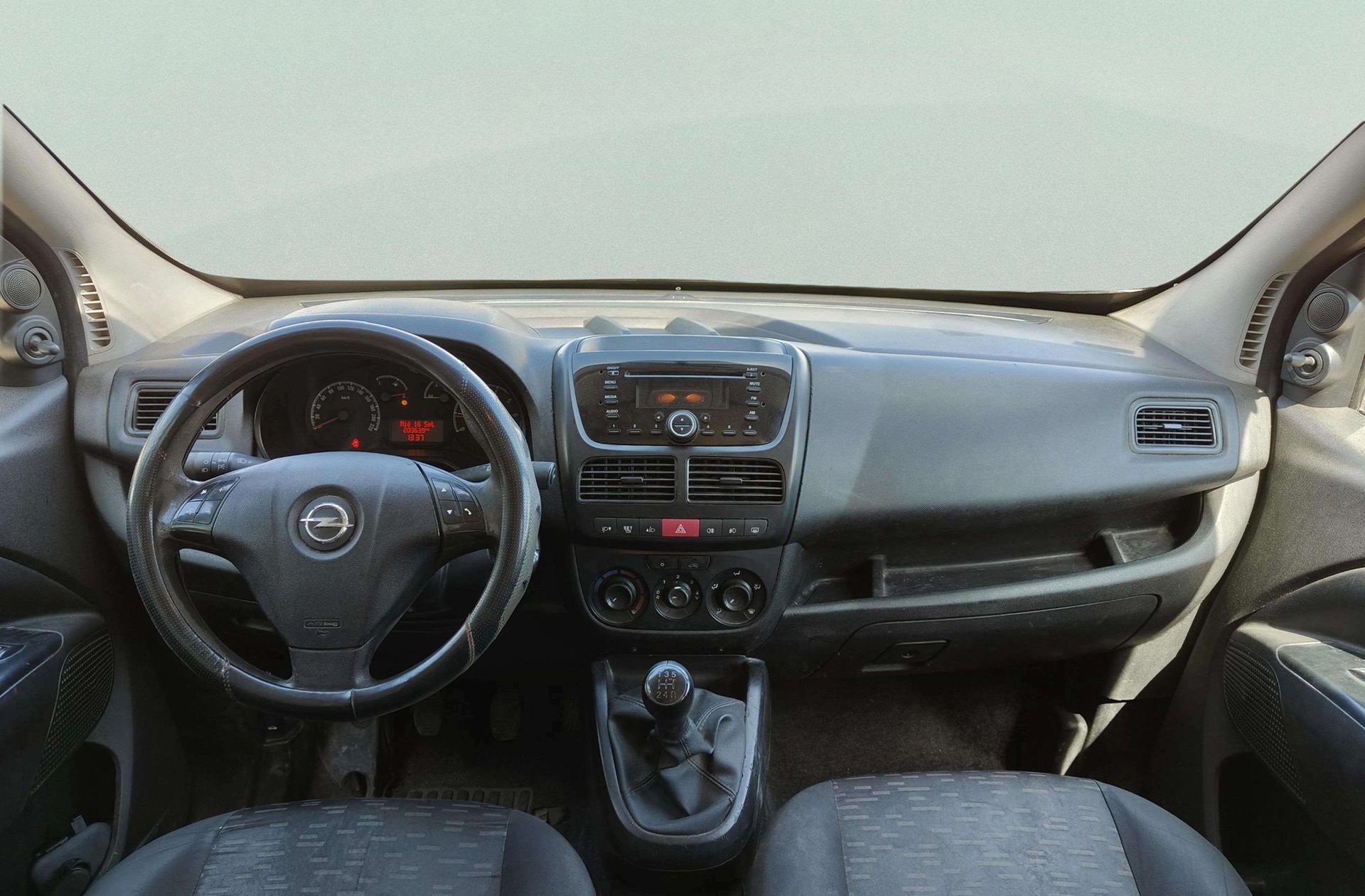Opel Combo Tour 1.3 CDTI Expression L1H1 - foto 6