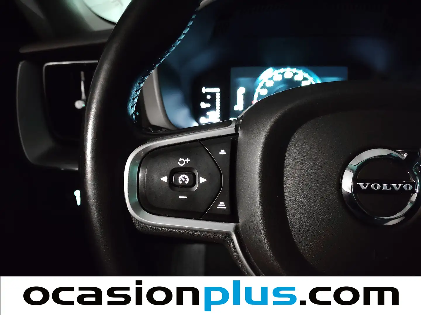 Foto Volvo XC60 Volvo XC60 D4 Momentum AWD Auto (190 CV)