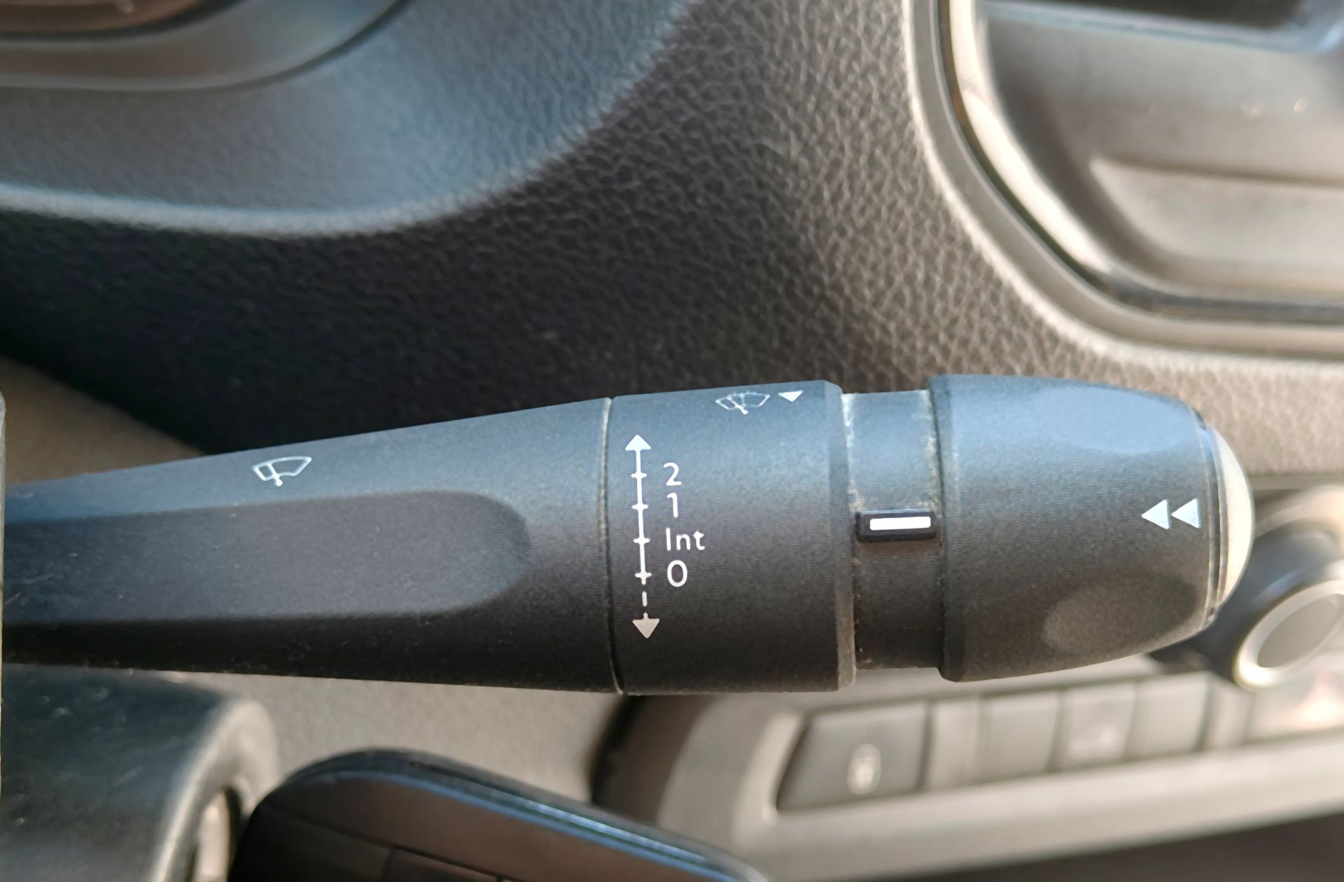 Peugeot Expert Furgon BlueHDi 120 Pro Standard - foto 21