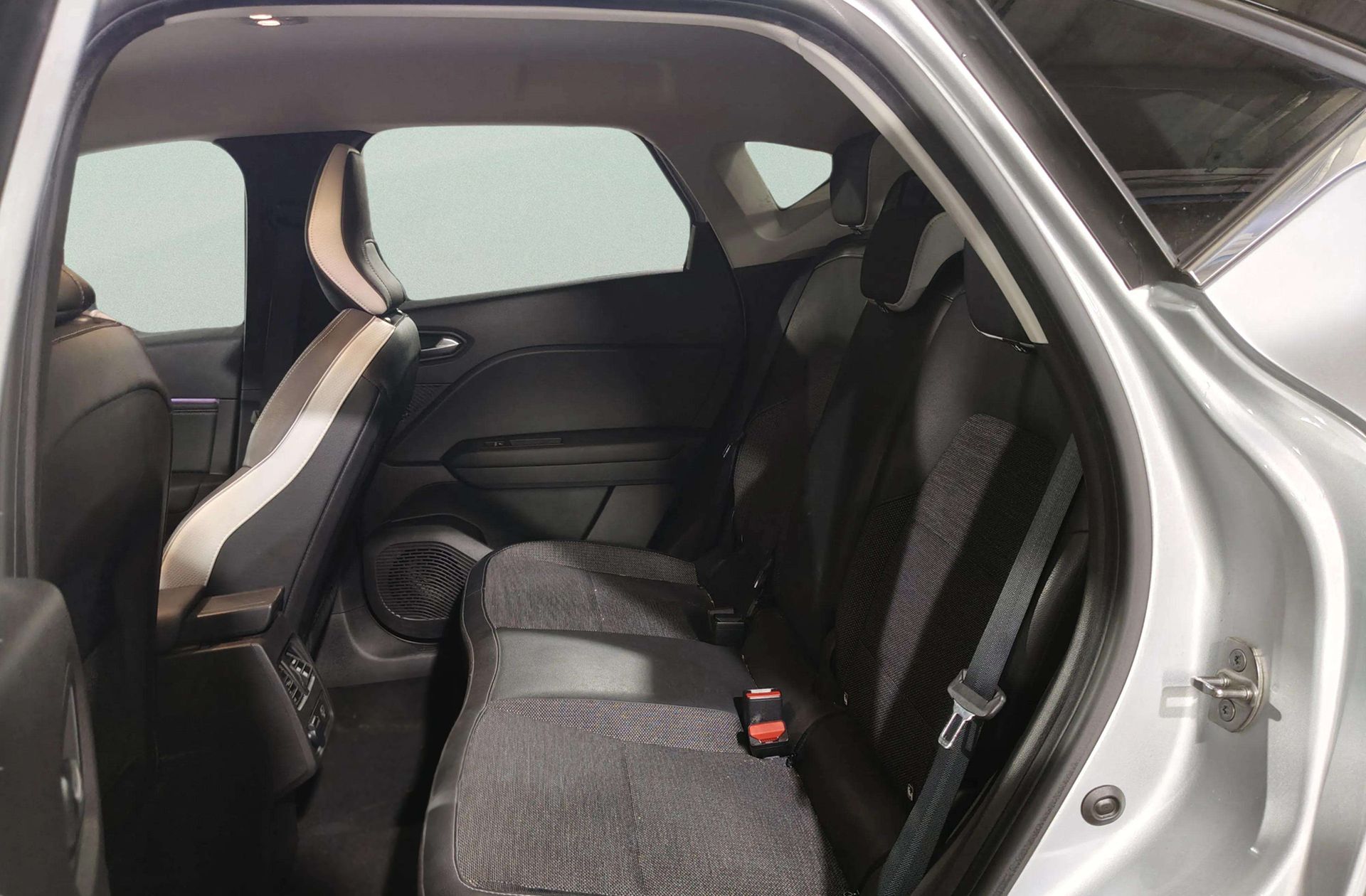 Renault Captur Techno TCe - foto 14