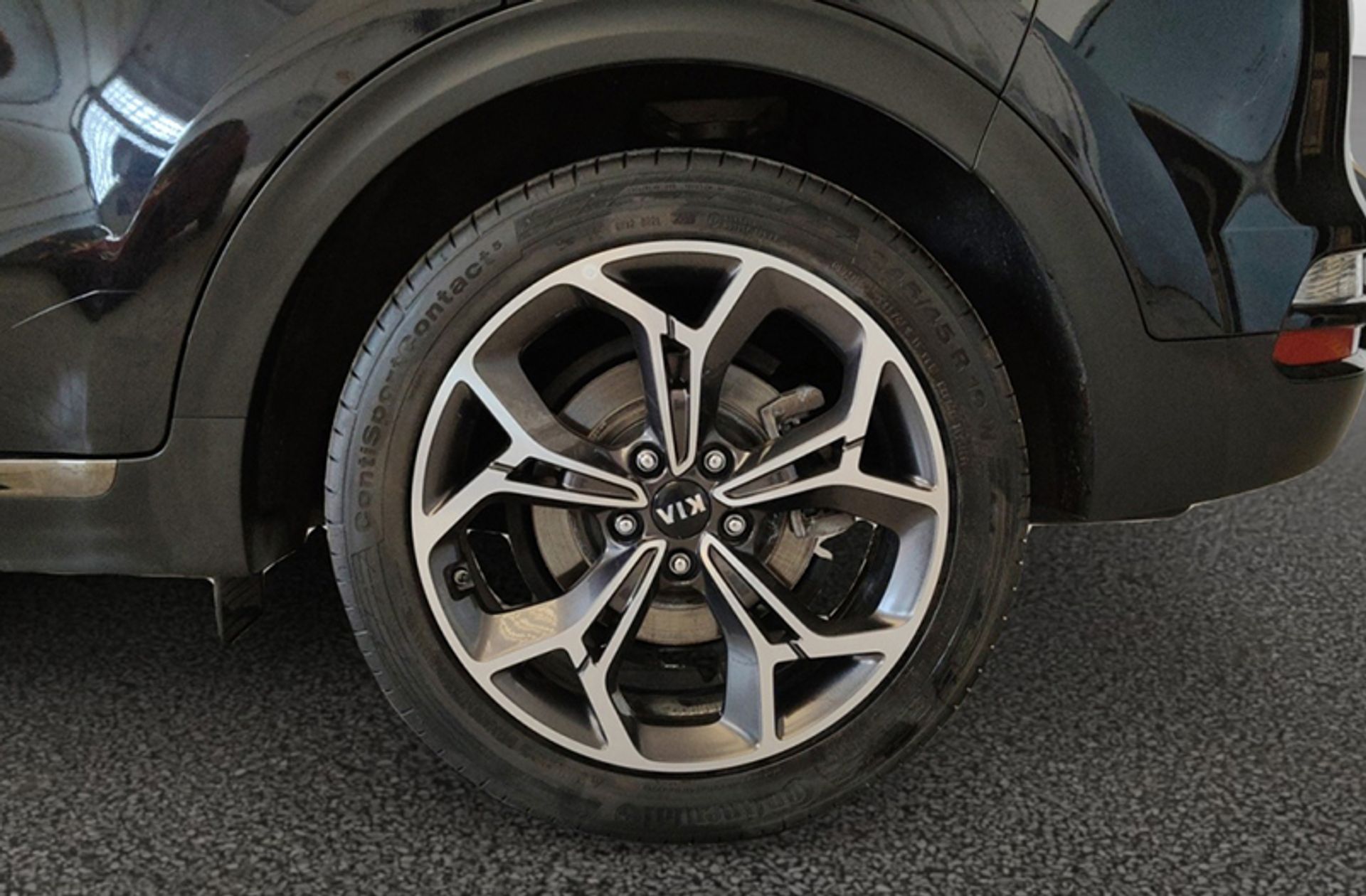 Kia Sportage 1.6 MHEV GT Line Essential 4x2 DCT - foto 38