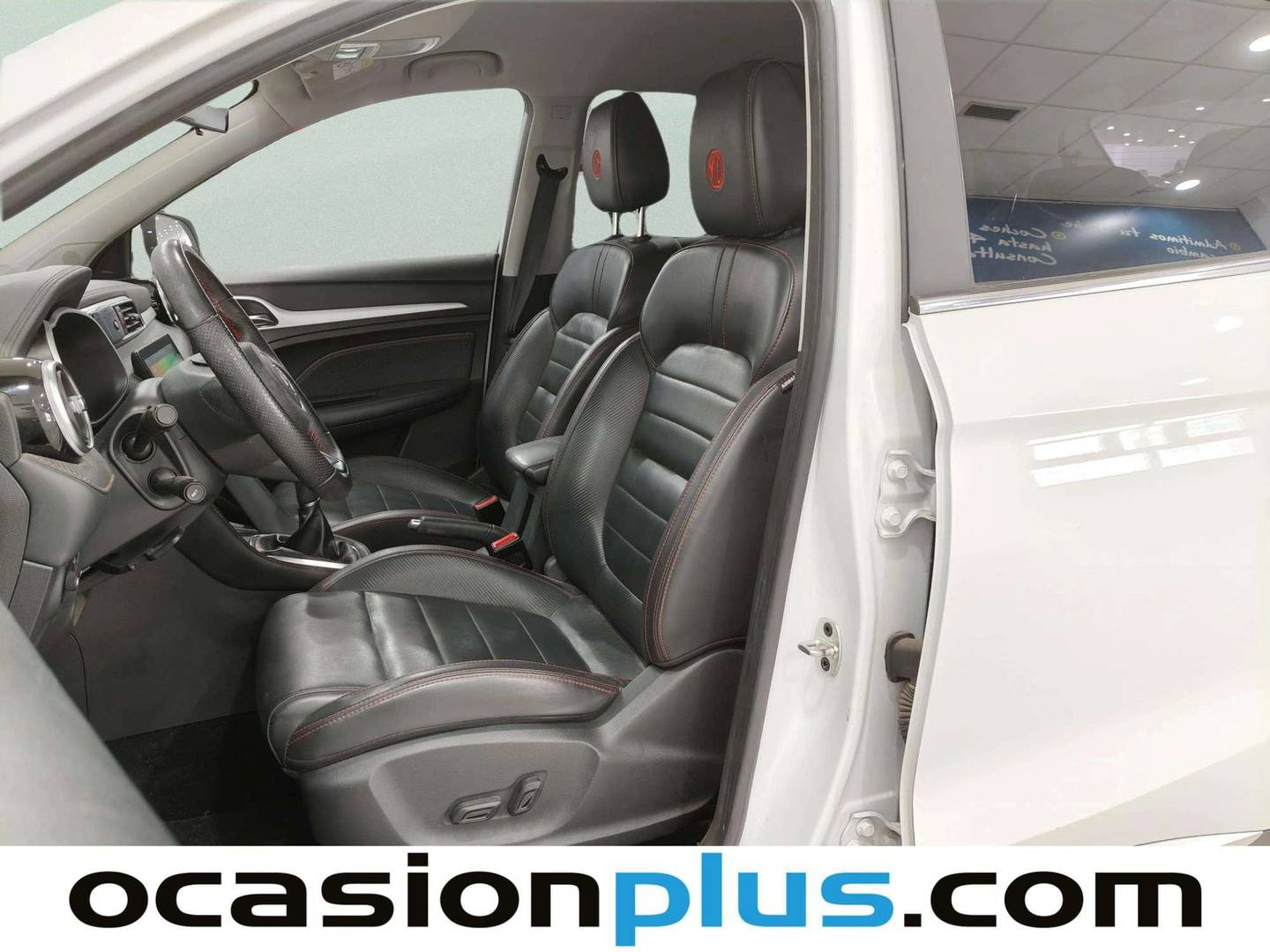 Foto asientos delanteros MG ZS MG ZS 1.5 Luxury (106 CV)