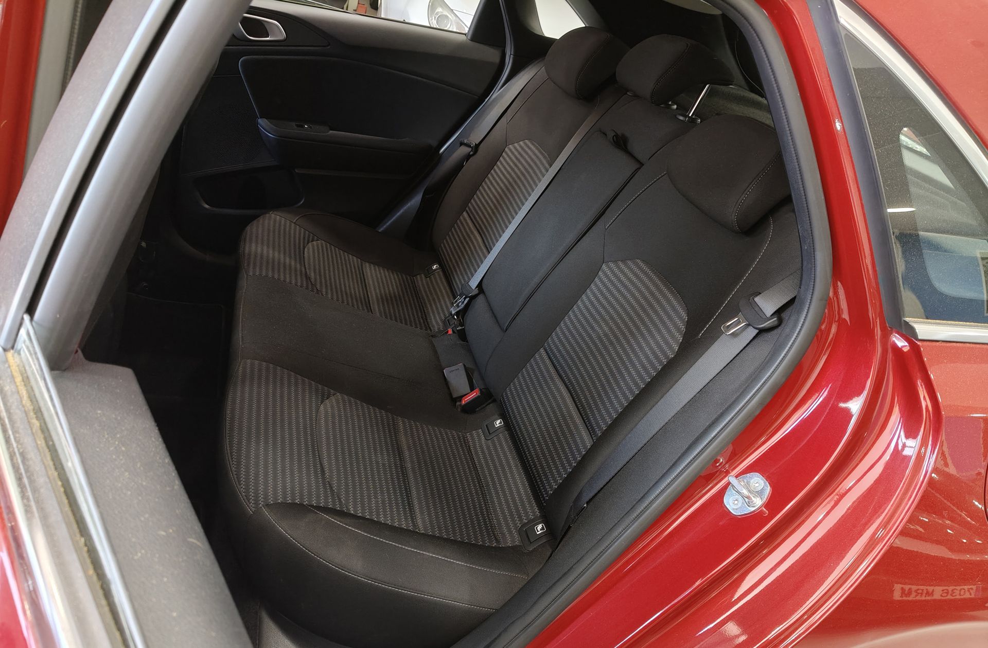 Kia Ceed 1.0 MHEV Drive DCT - foto 11