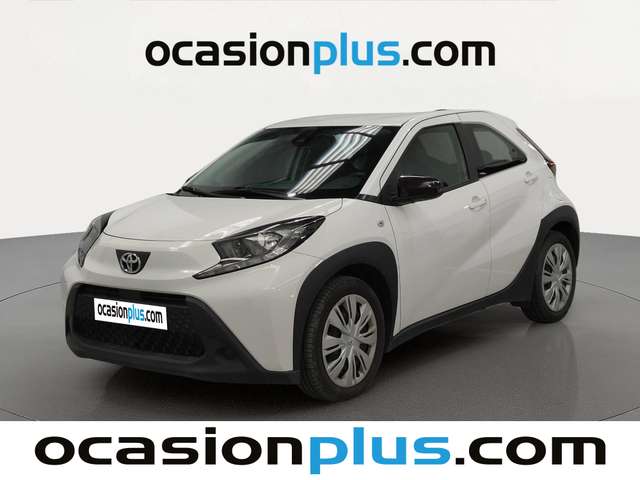 Toyota Aygo X Cross 1.0 VVT-I Play (72 CV) de segunda mano