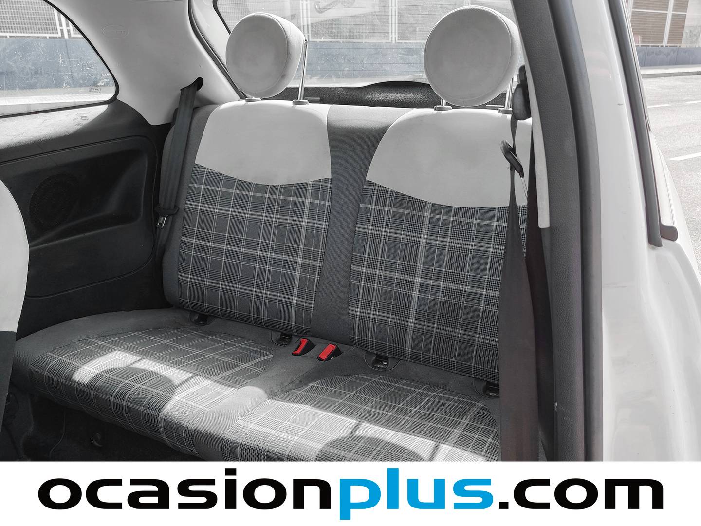 Foto asientos traseros Fiat 500 Fiat 500 1.2 8v Lounge (69 CV)