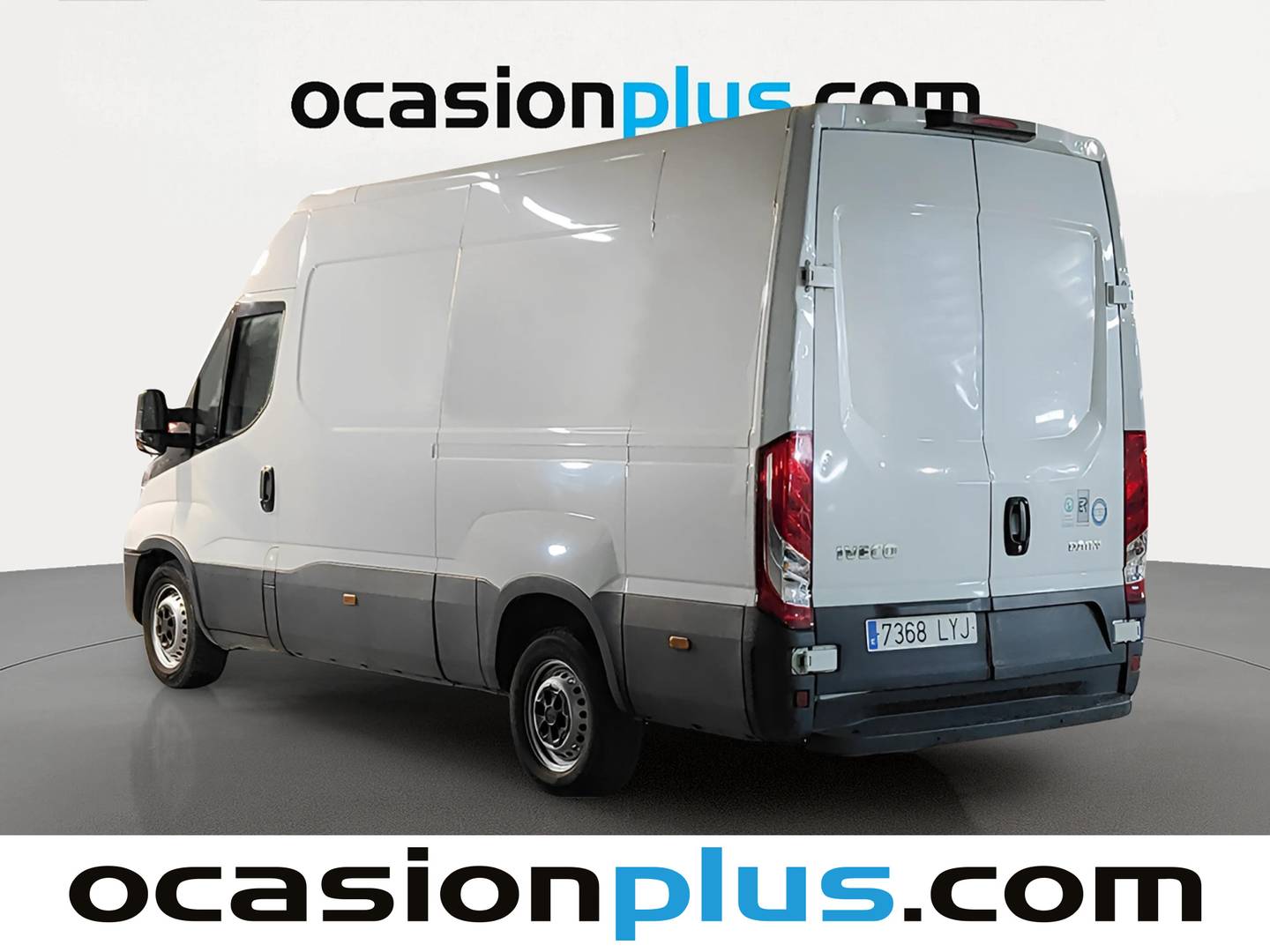 Foto trasera Iveco Daily Iveco Daily Furgon 35 S 16 V 3520L/H2 (156 CV) izquierda