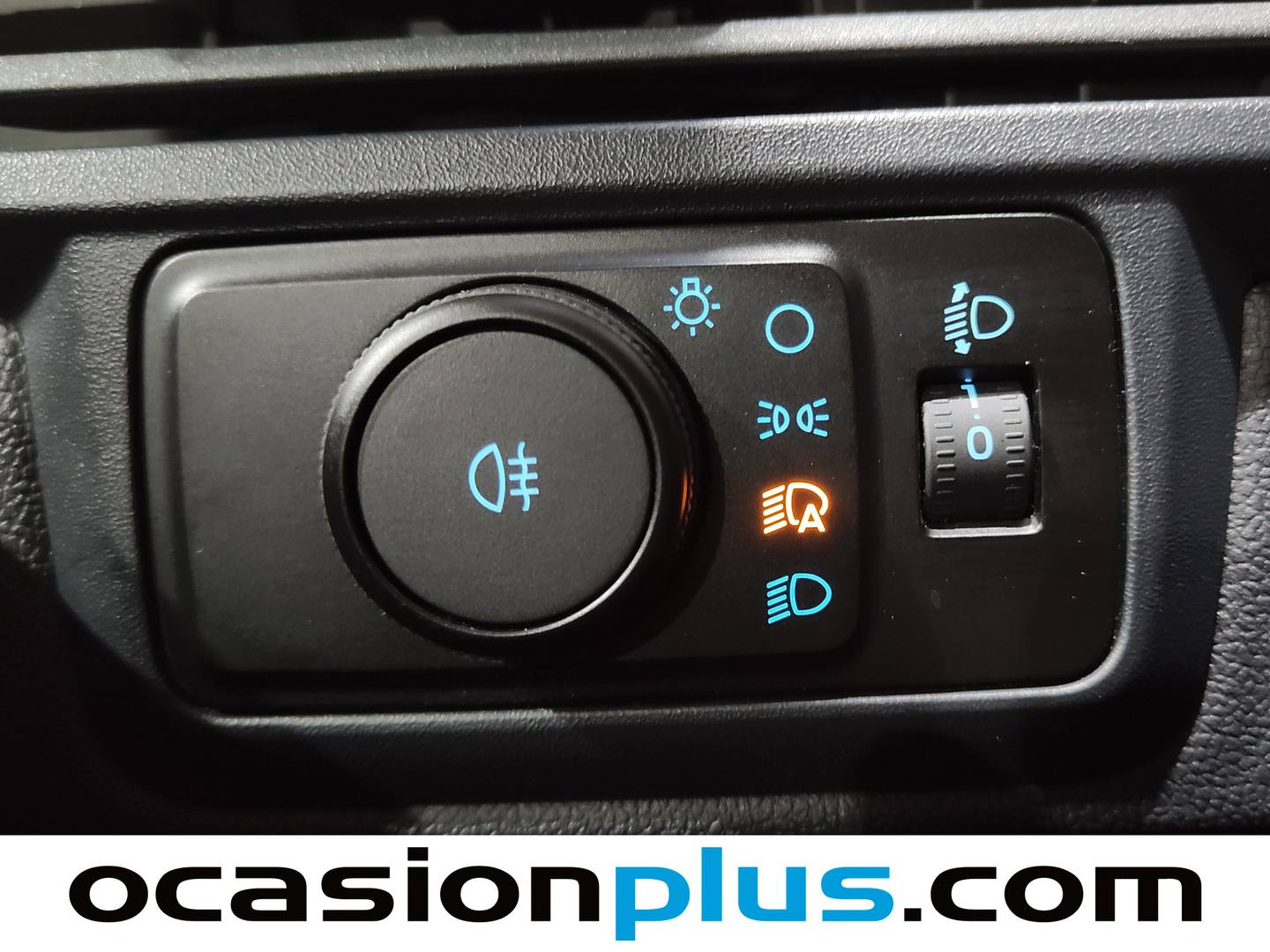 Accesorios del Ford Transit Custom Ford Transit Custom Furgon 2.0 Ecoblue 280 L1 Trend (136 CV)