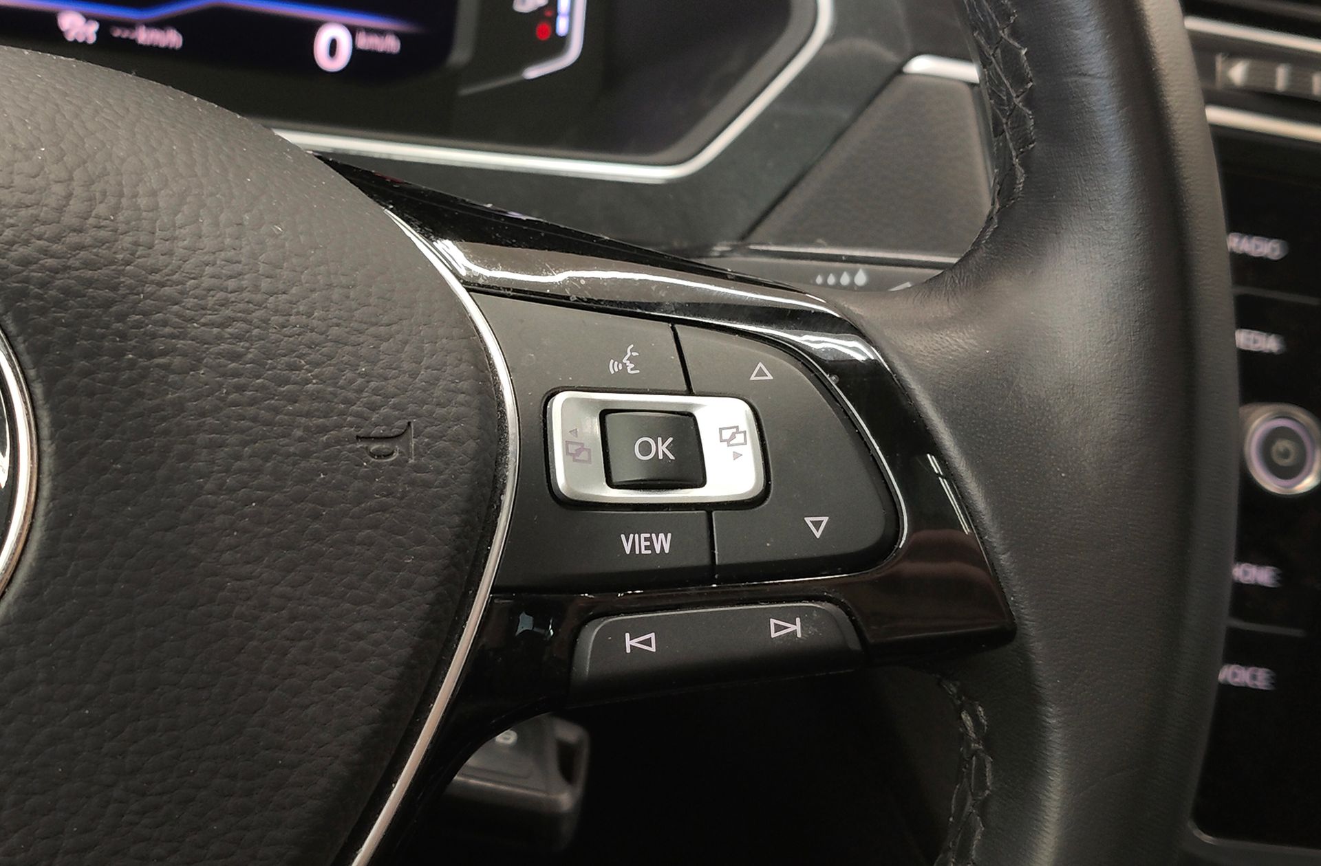 Volkswagen Tiguan Advance 1.5 TSI - foto 31