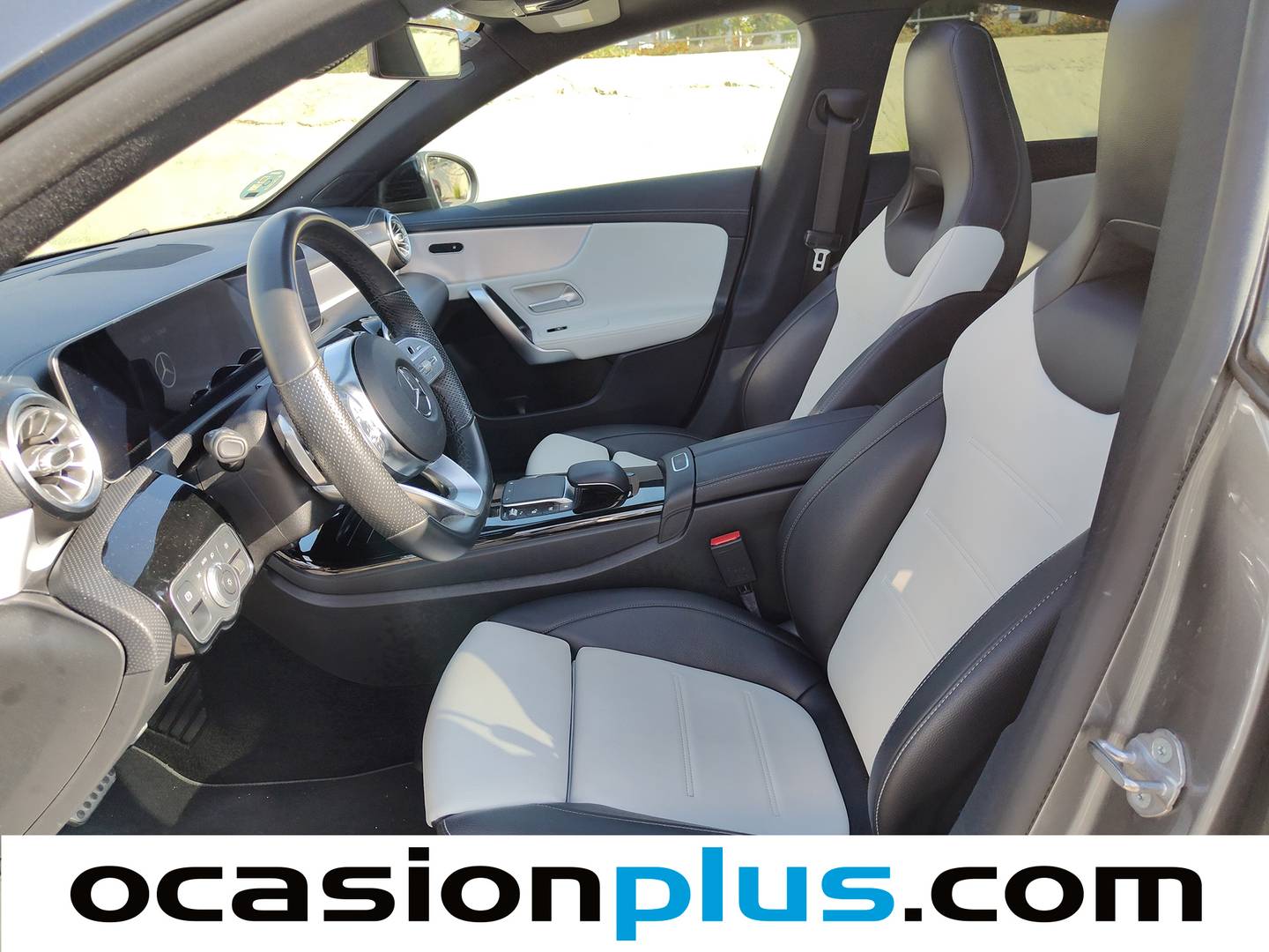 Foto asientos delanteros Mercedes CLA Mercedes CLA 200 d (150 CV) Pack AMG