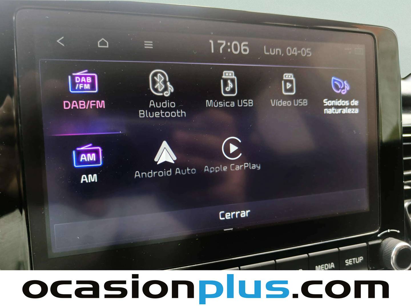 Equipamiento del KIA Stonic KIA Stonic 1.0 T-GDi MHEV Drive (100 CV)