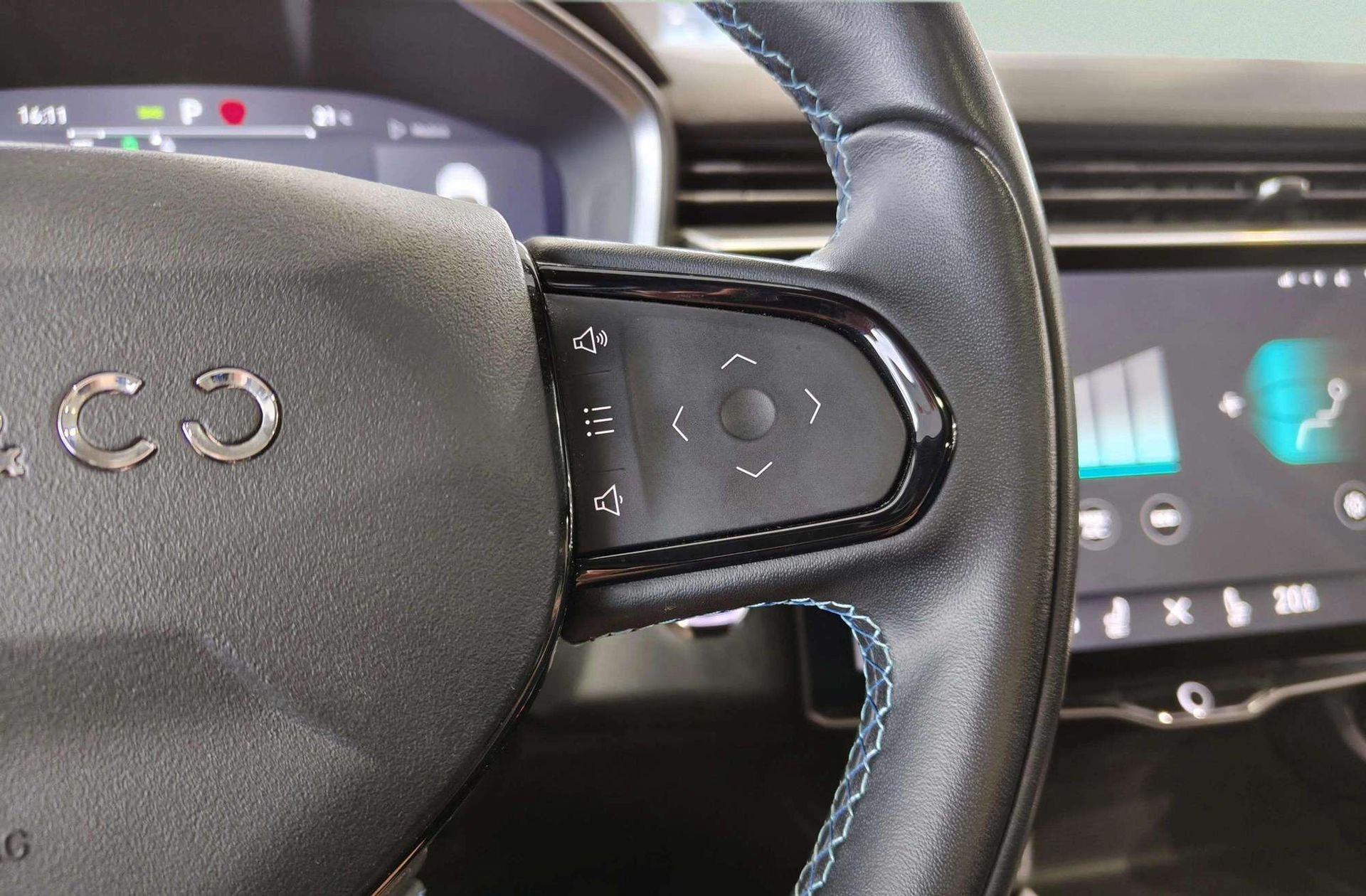 Lynk & Co 01 1.5 PHEV - foto 33