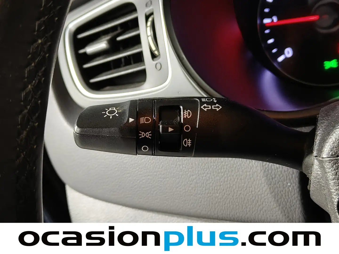 Foto KIA Carens Kia Carens 1.7 CRDi VGT Concept Eco-Dynam (115 CV) 7 Plazas