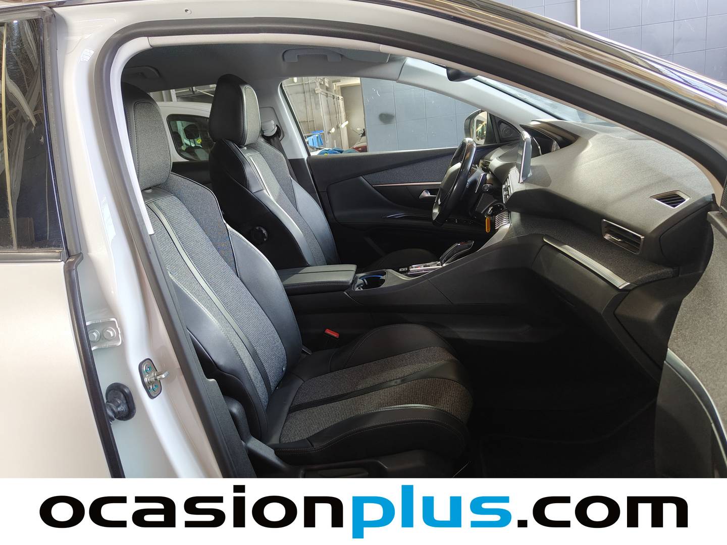 Peugeot 3008 Peugeot 3008 BlueHDI 130 S&S Allure EAT8 (130 CV) automático