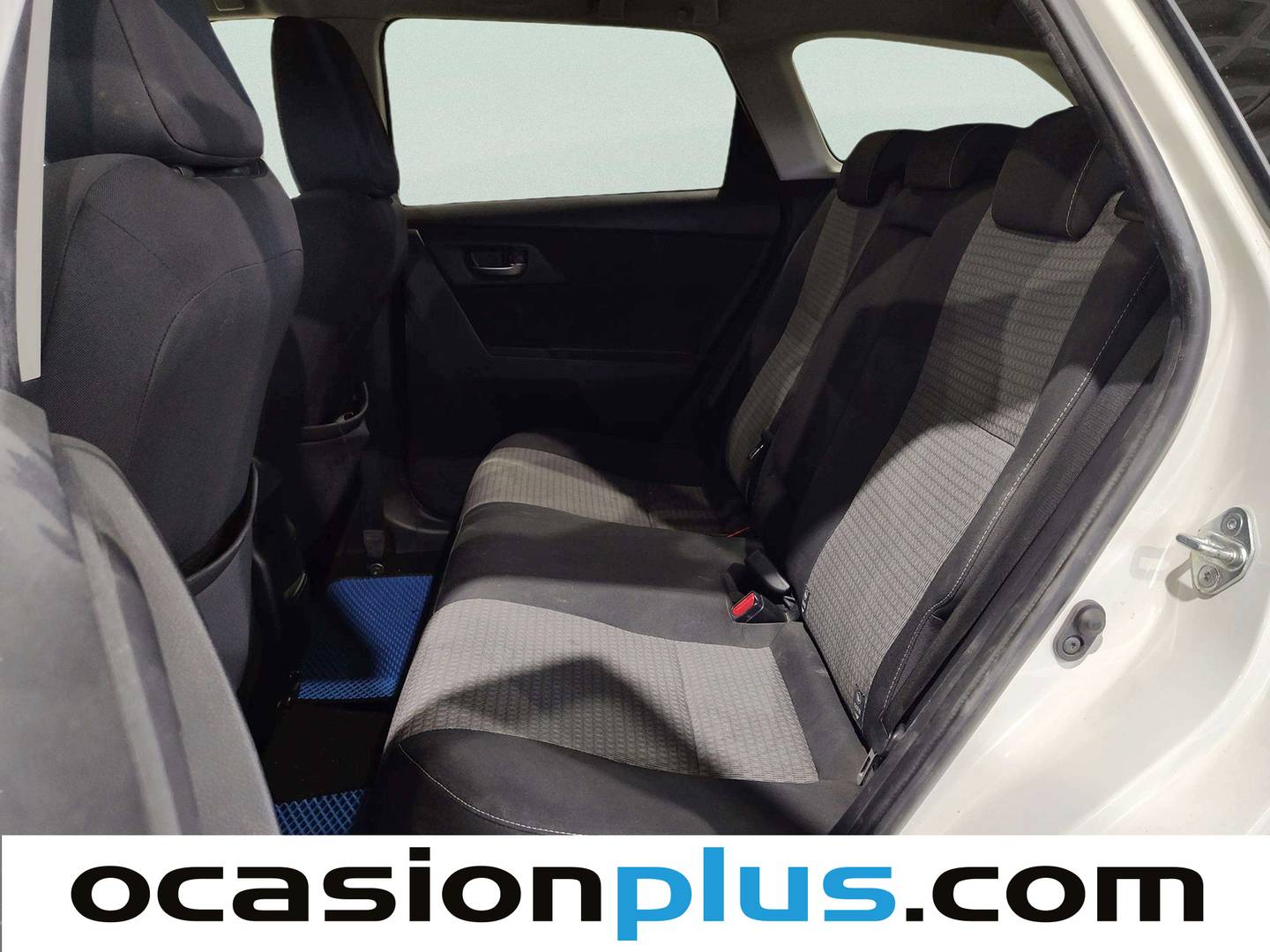 Foto asientos traseros Toyota Auris Toyota Auris 140H Hybrid Touring Sports Feel!  (136 CV)